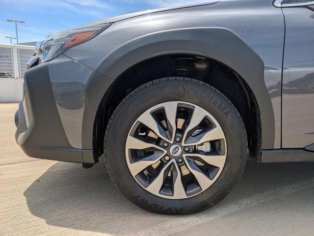 Certified 2025 Subaru Outback Limited XT AWD/4WD image 10