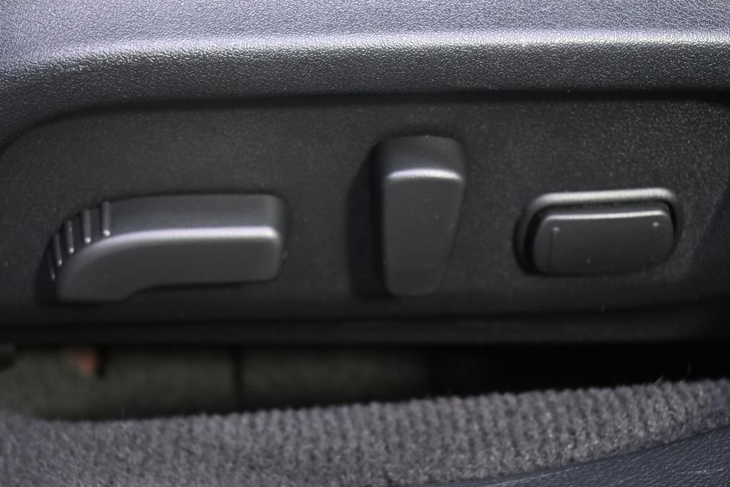 Used 2019 Subaru Outback 3.6R Limited AWD/4WD image 14