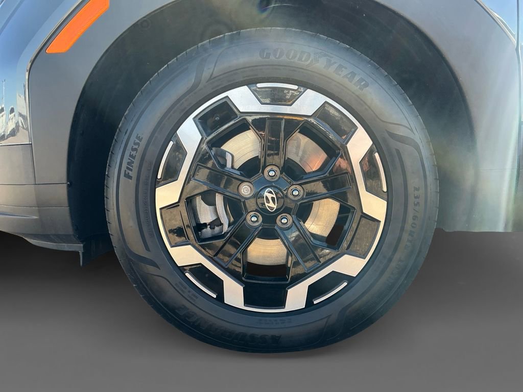 Used 2025 Hyundai Santa Fe SEL AWD/4WD image 14