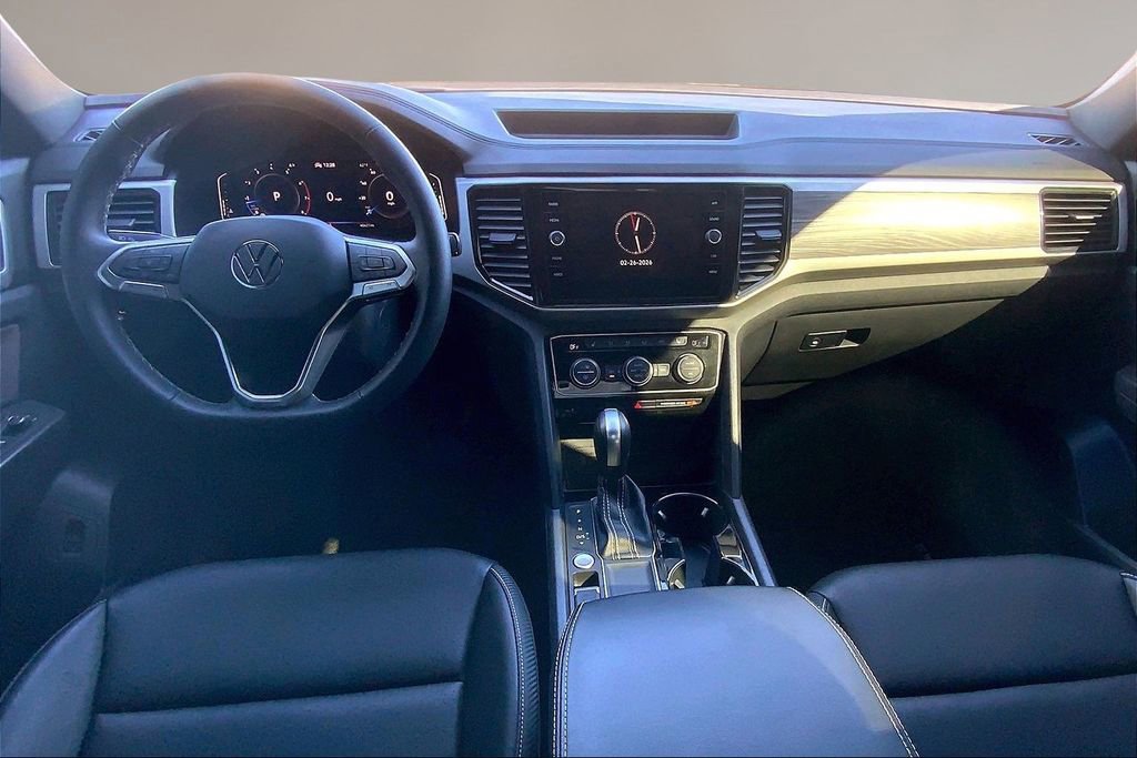 Used 2023 Volkswagen Atlas Cross Sport SE image 16