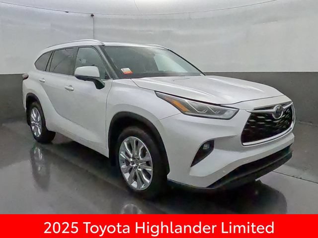 Certified 2025 Toyota Highlander Limited AWD/4WD image 1
