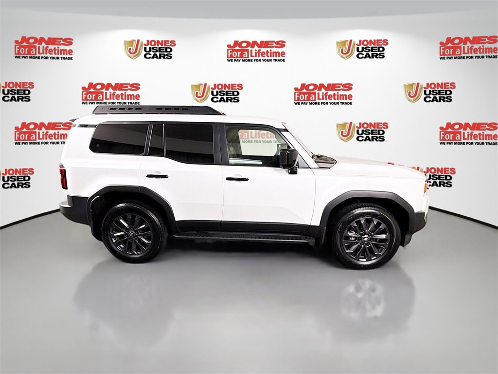 Used 2024 Toyota Land Cruiser image 19