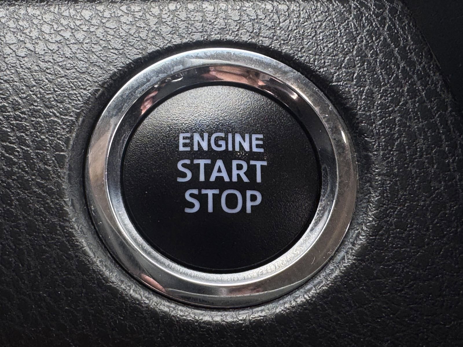 Used 2020 Toyota Camry XSE image 21