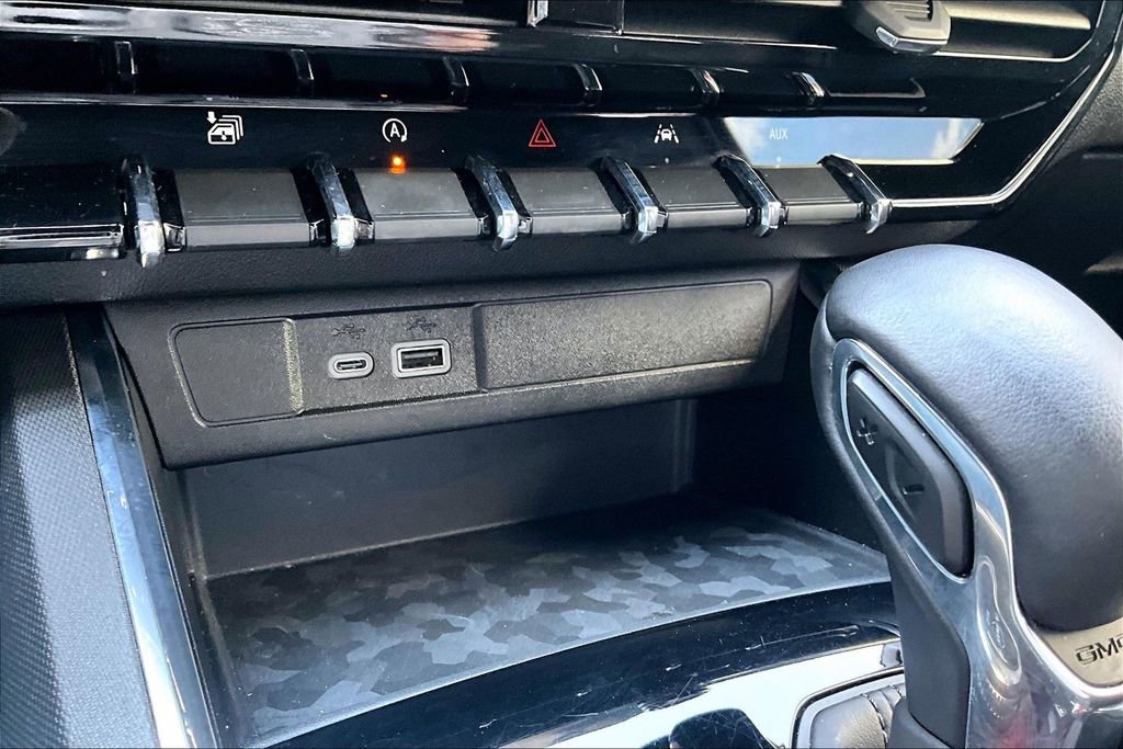 Used 2024 GMC Canyon Elevation w/ Trailering Package image 15