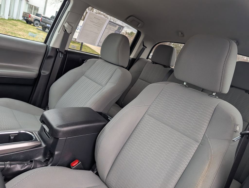 Used 2018 Toyota Tacoma SR5 image 15