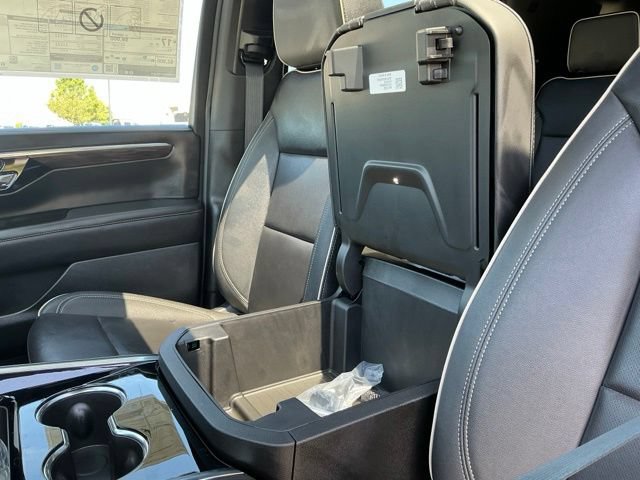 New 2026 Chevrolet Tahoe Premier w/ Sun And Tow Package AWD/4WD image 34