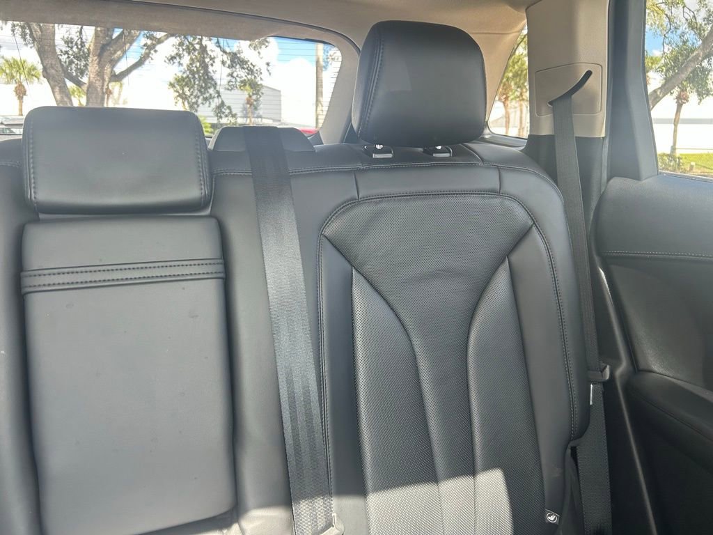 Used 2023 Lincoln Nautilus Reserve w/ Equipment Group 202A image 14