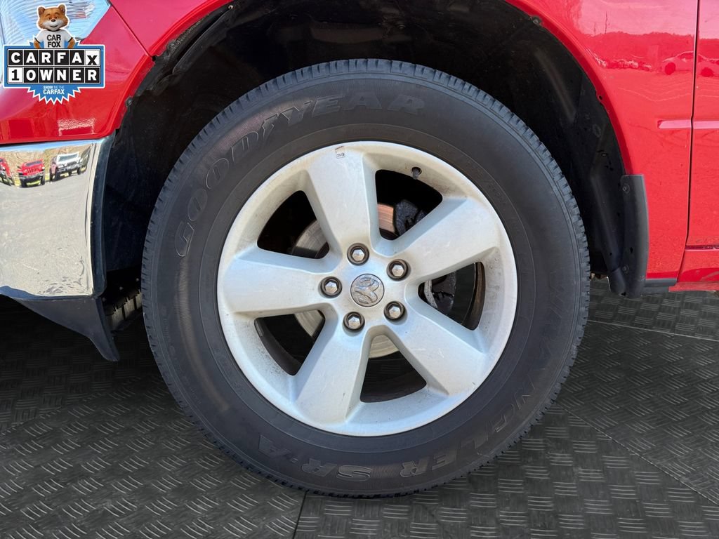 Used 2024 RAM 1500 Classic SLT AWD/4WD image 20
