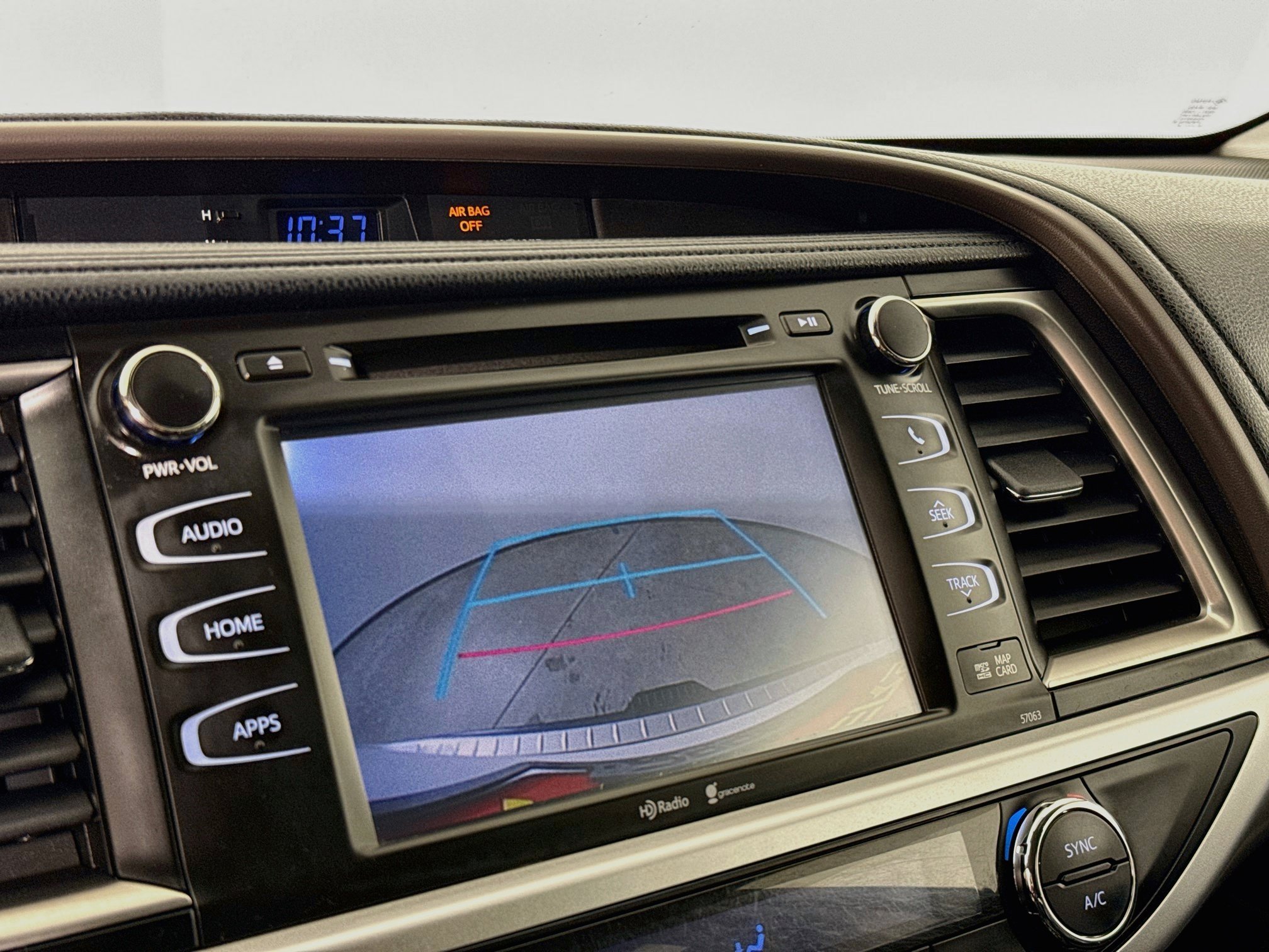 Used 2015 Toyota Highlander XLE AWD/4WD image 15