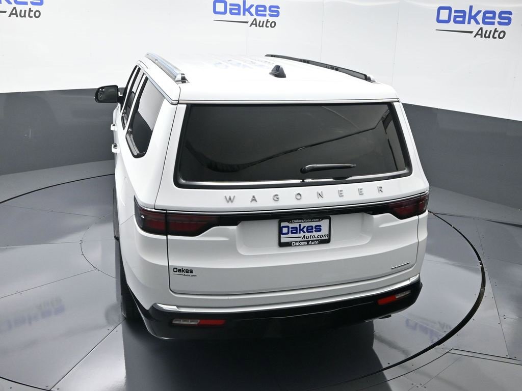 Used 2024 Jeep Wagoneer L Series II w/ Flexible Seating Group image 54