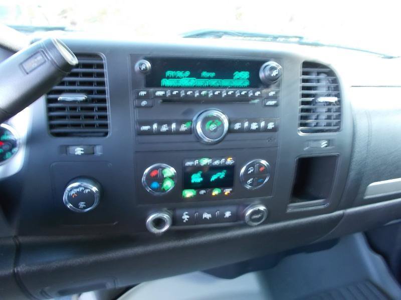 Used 2011 Chevrolet Silverado 1500 LT w/ All-Star Edition AWD/4WD image 35