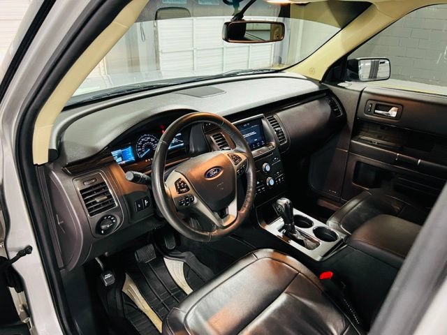 Used 2019 Ford Flex SEL w/ Equipment Group 202A FWD image 22