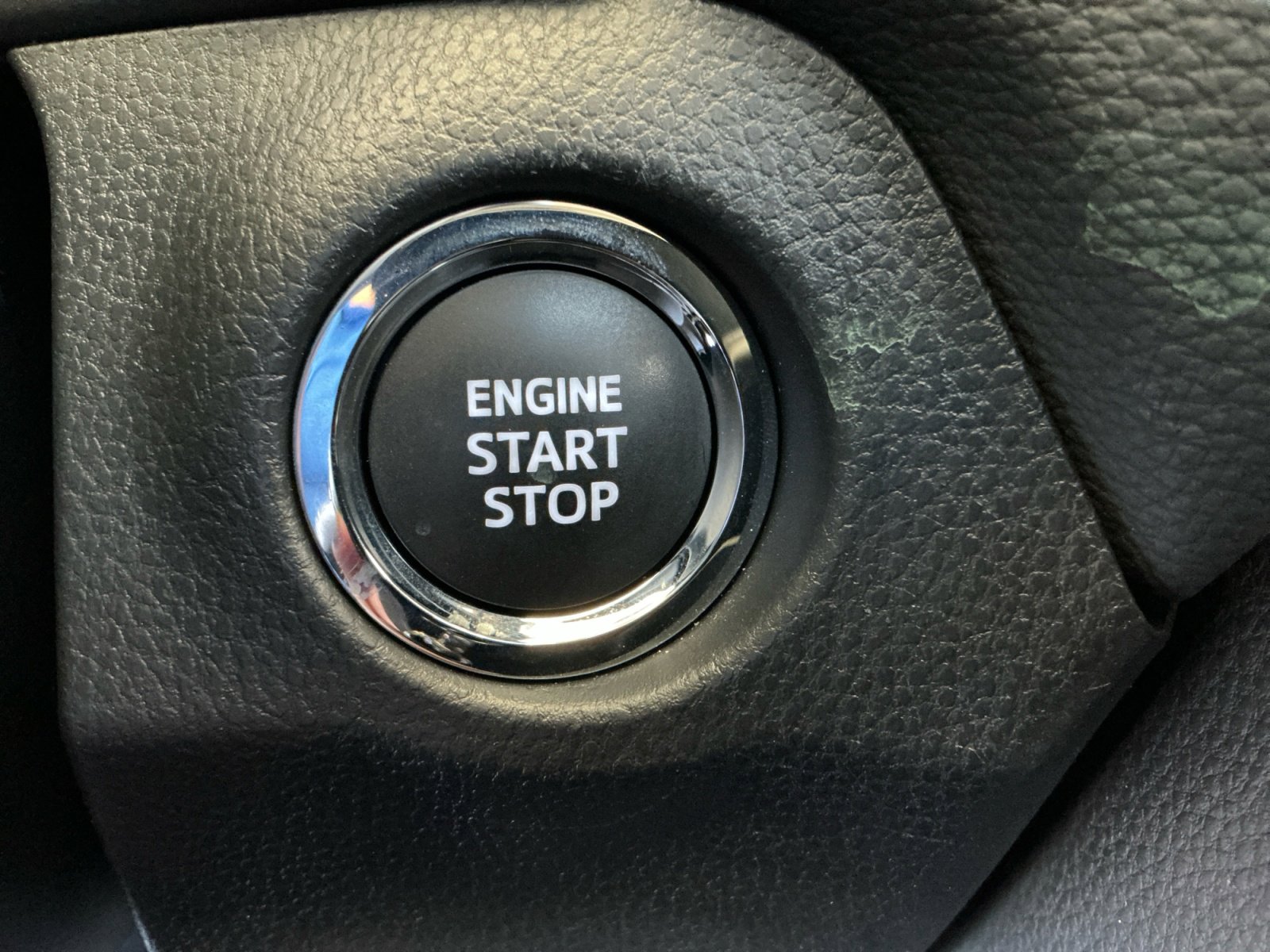 Certified 2024 Toyota RAV4 XLE image 30