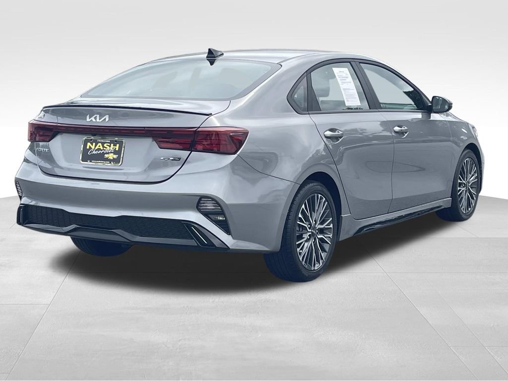 Used 2024 Kia Forte GT-Line w/ GT-Line Premium Package FWD image 3