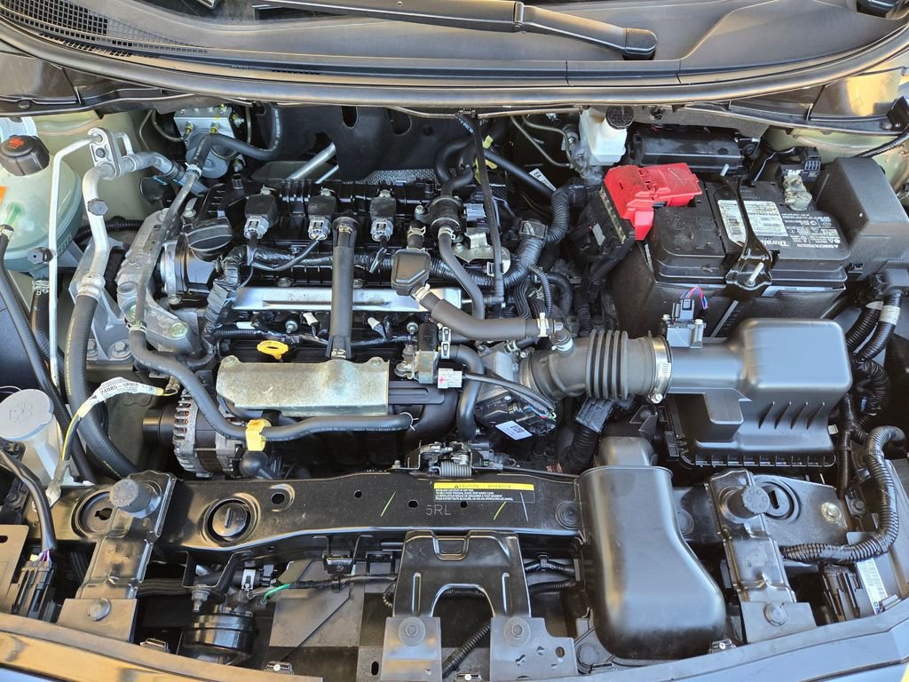 Used 2021 Nissan Versa SR image 33