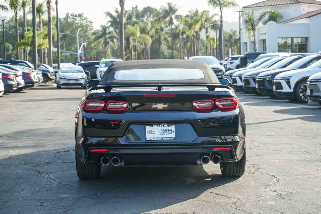 Used 2023 Chevrolet Camaro LT w/ Technology Package RWD image 5