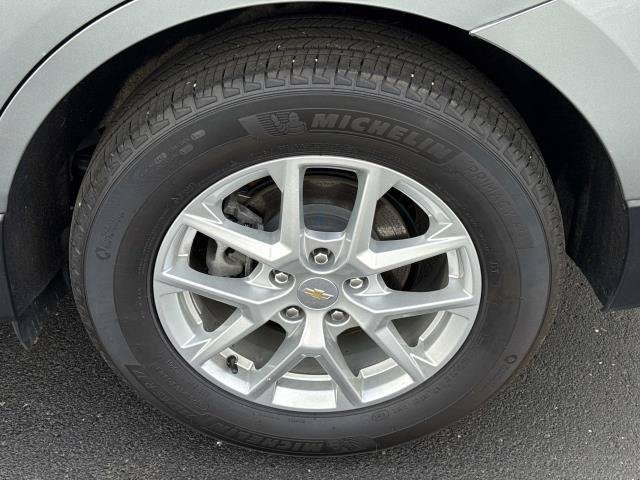 Used 2024 Chevrolet Equinox LT FWD image 34