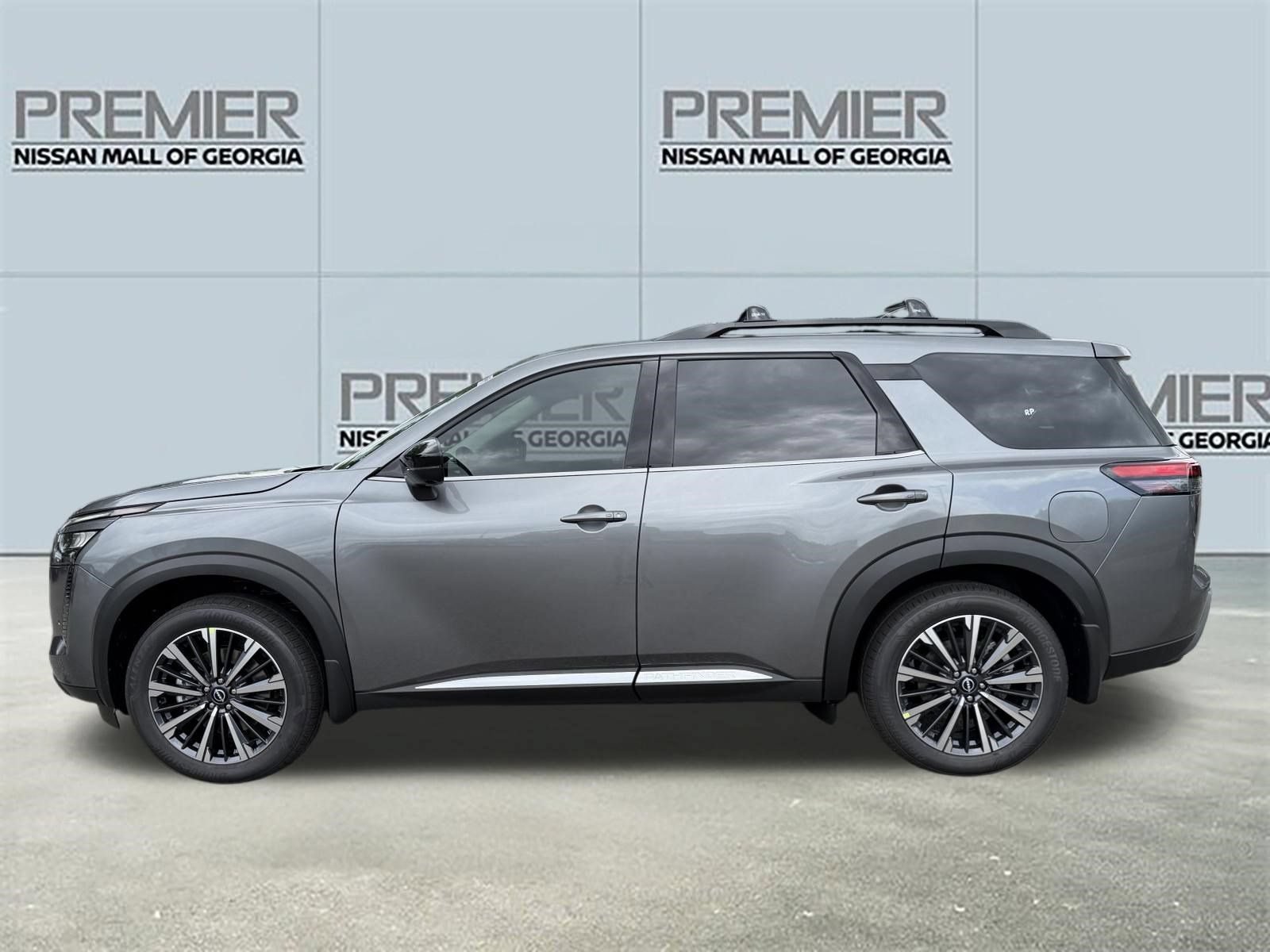 New 2026 Nissan Pathfinder Platinum w/ Cargo Package FWD image 29