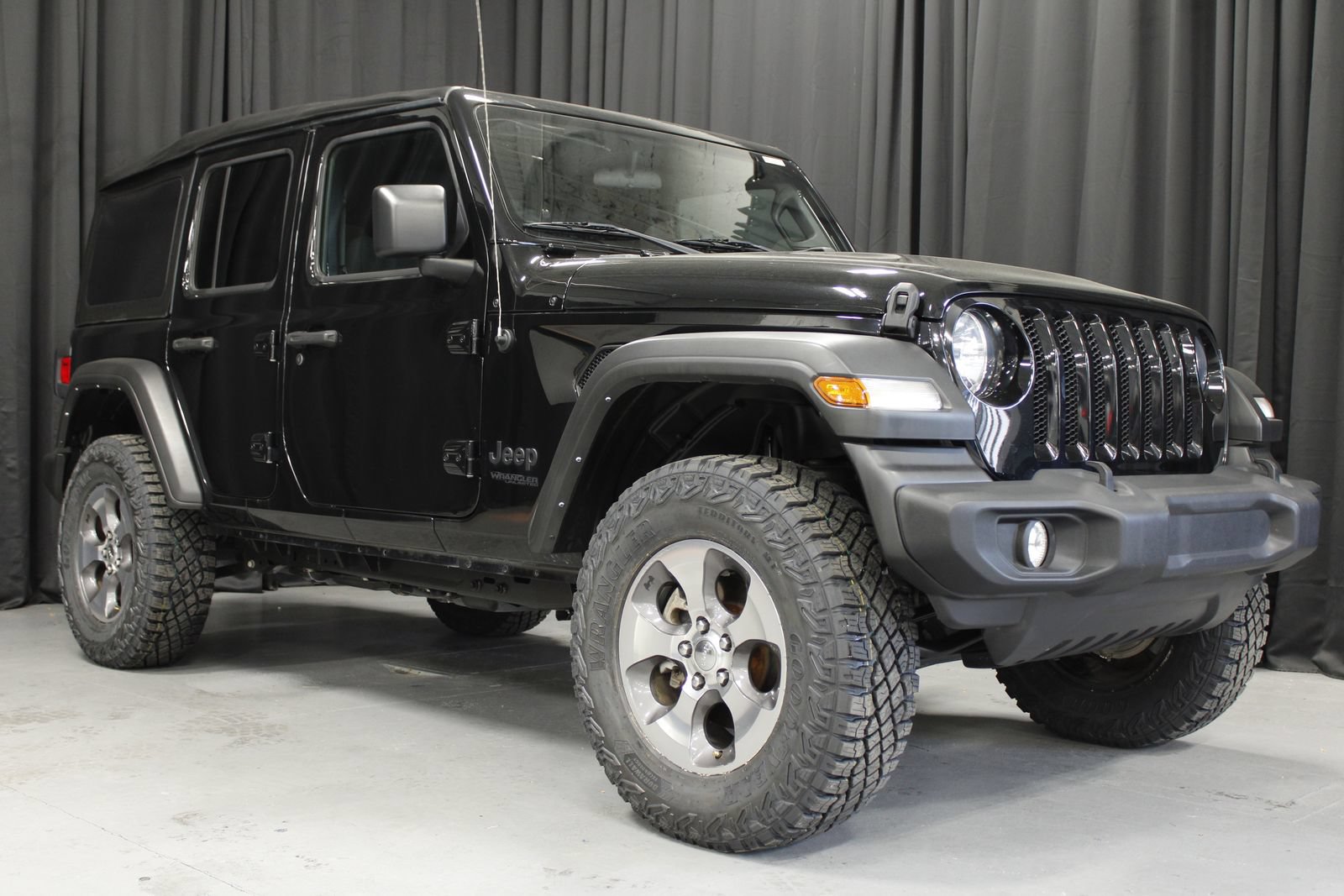 Used 2022 Jeep Wrangler Unlimited Sport AWD/4WD image 10