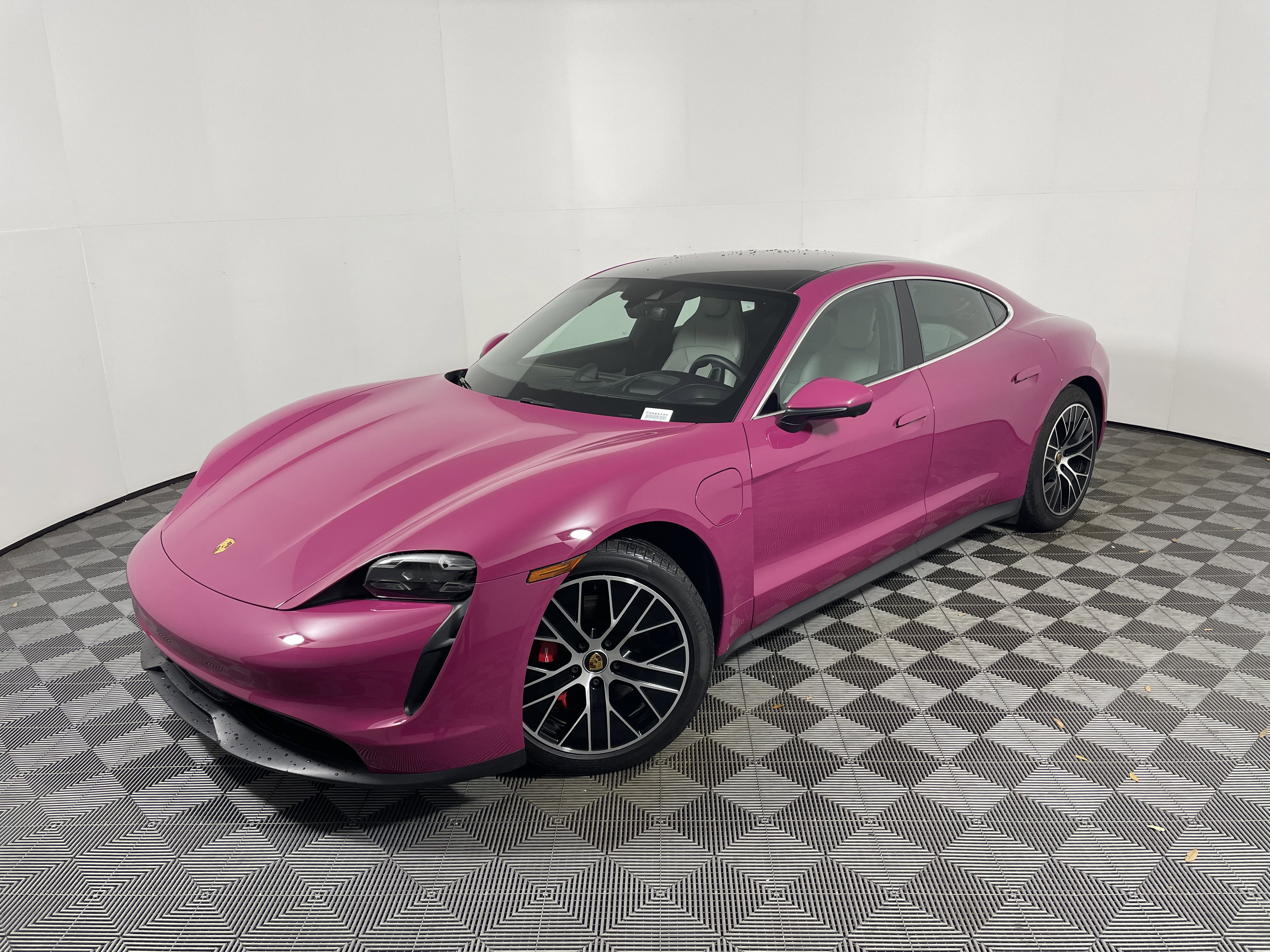 Certified 2022 Porsche Taycan 4S image 1