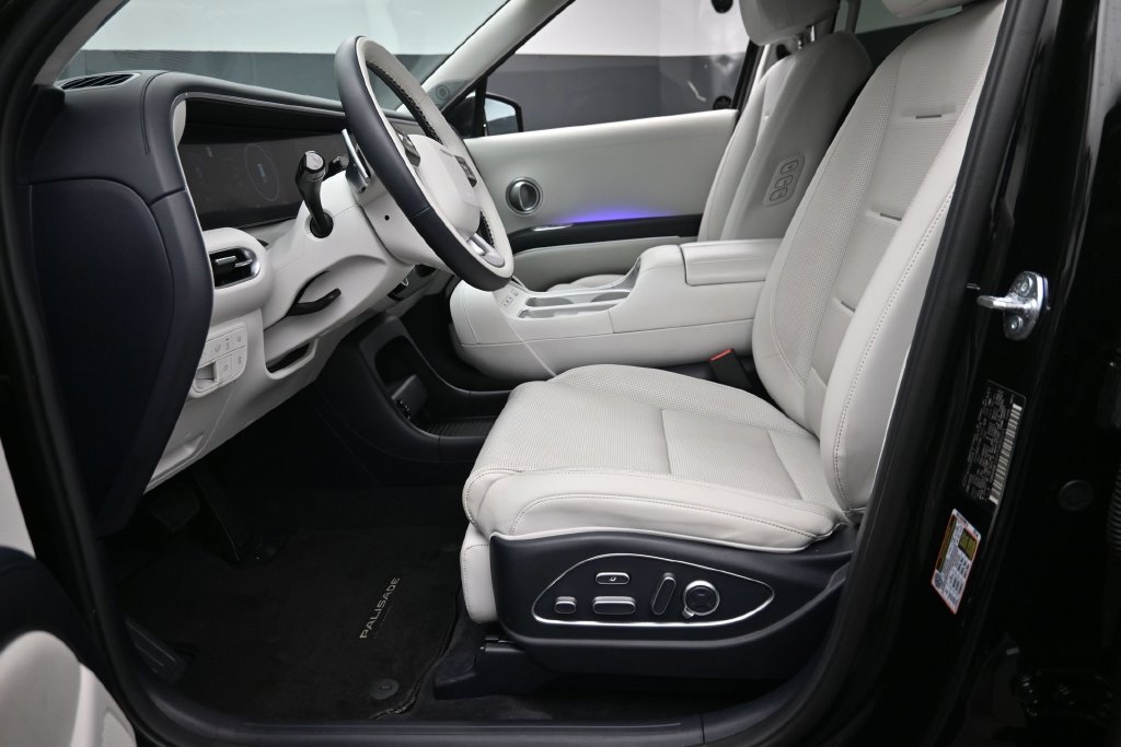 Used 2026 Hyundai Palisade Calligraphy AWD/4WD image 17
