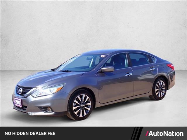 Used 2017 Nissan Altima 2.5 SV FWD image 1