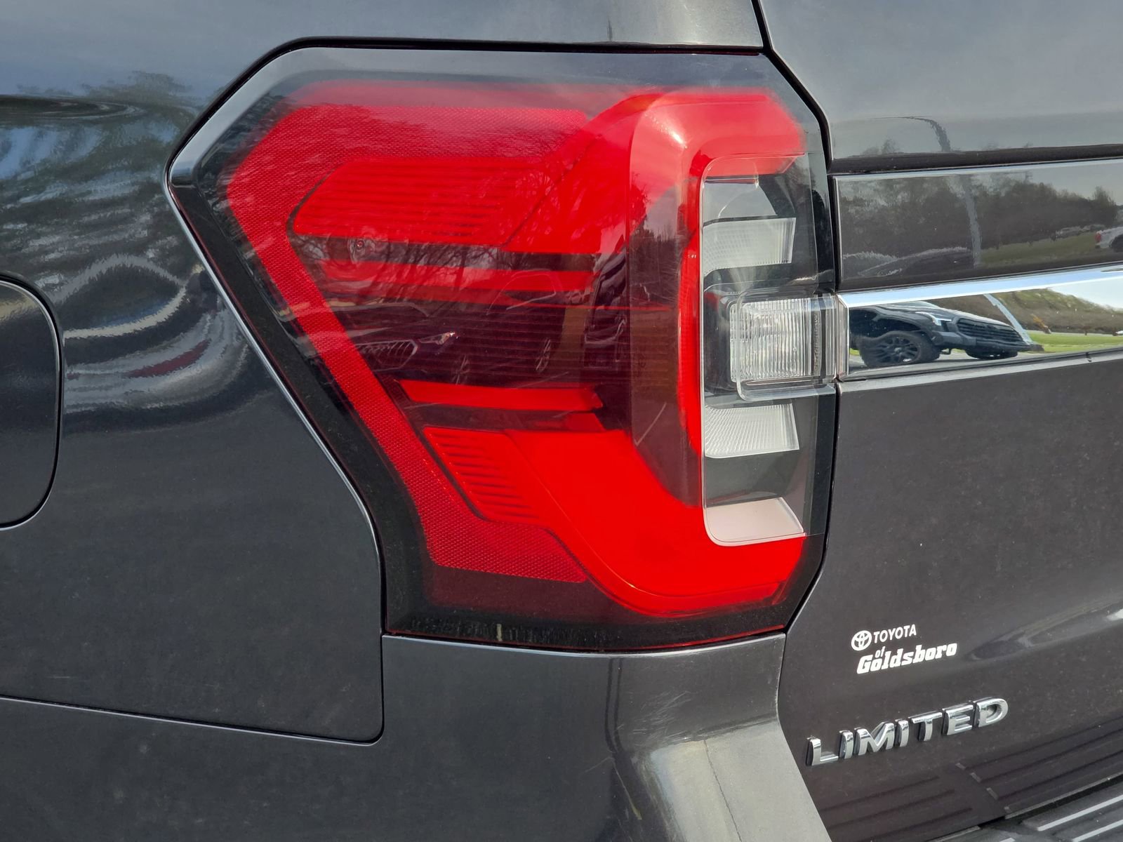 Used 2024 Ford Expedition Max Limited image 35