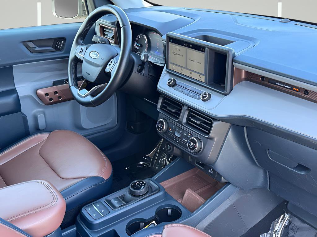 Used 2022 Ford Maverick Lariat image 6