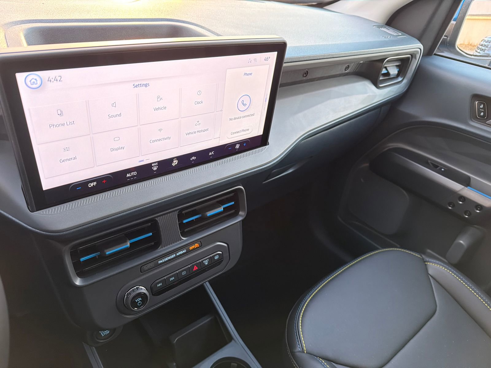 New 2026 Ford Maverick Lobo AWD/4WD image 23