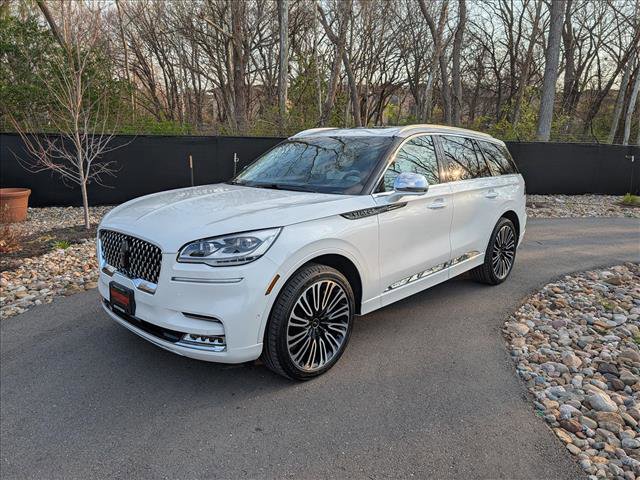 Used 2022 Lincoln Aviator Black Label w/ Dynamic Handling Package AWD/4WD image 1