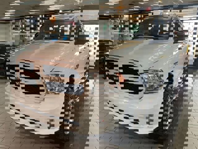 Used 2014 RAM 1500 Express image 35