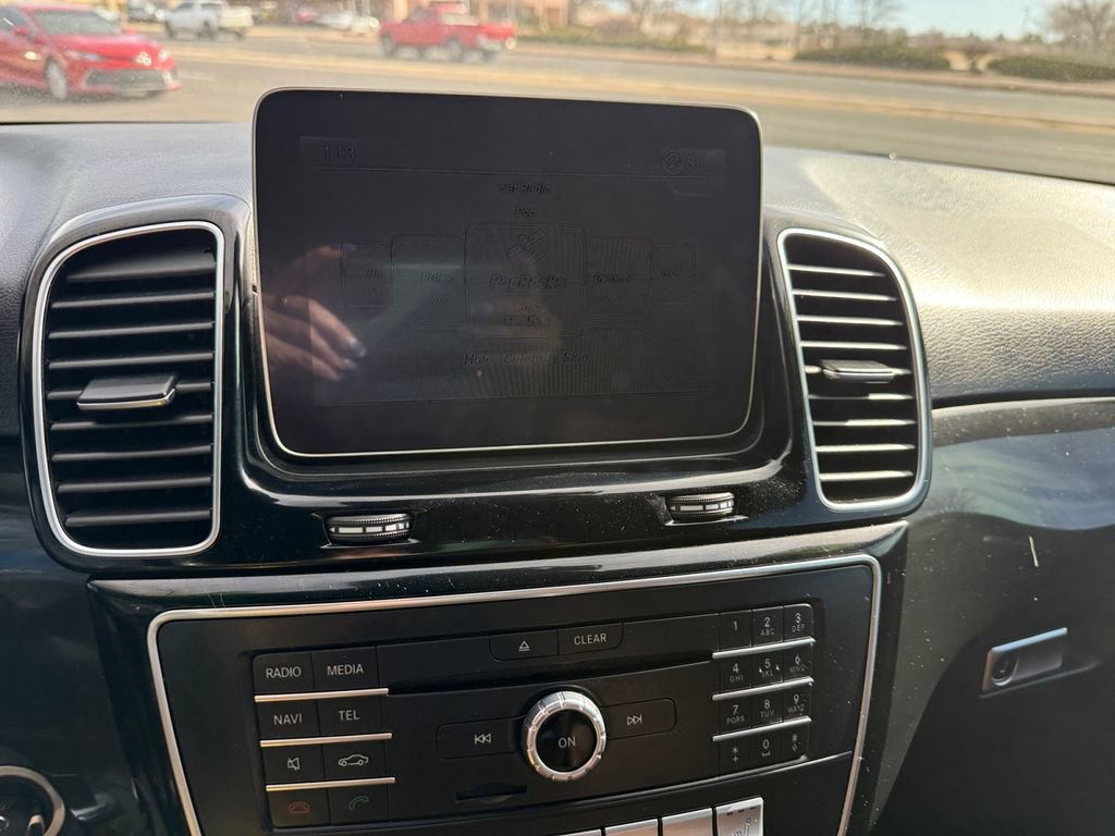 Used 2018 Mercedes-Benz GLE 350 4MATIC image 11