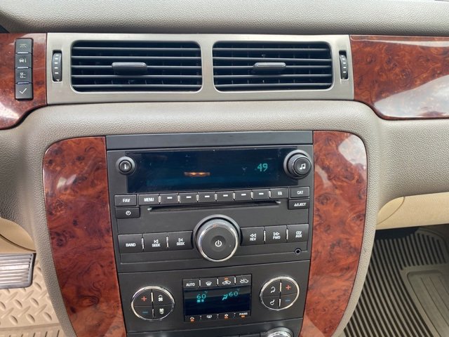 Used 2014 Chevrolet Silverado 2500 LTZ w/ LTZ Plus Package image 18