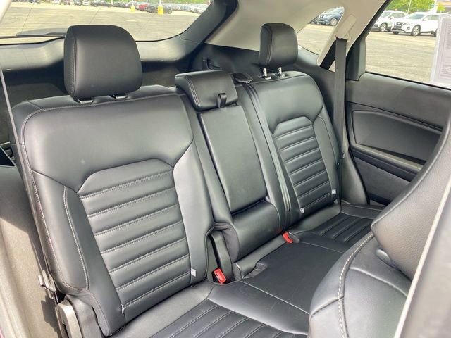 Used 2024 Ford Edge SEL image 26