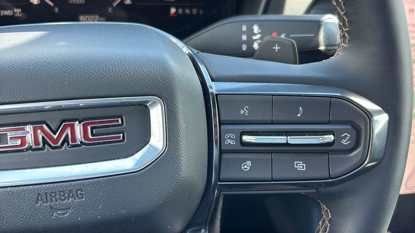 Certified 2026 GMC Terrain AT4 w/ LPO, Black Badging Package AWD/4WD image 30