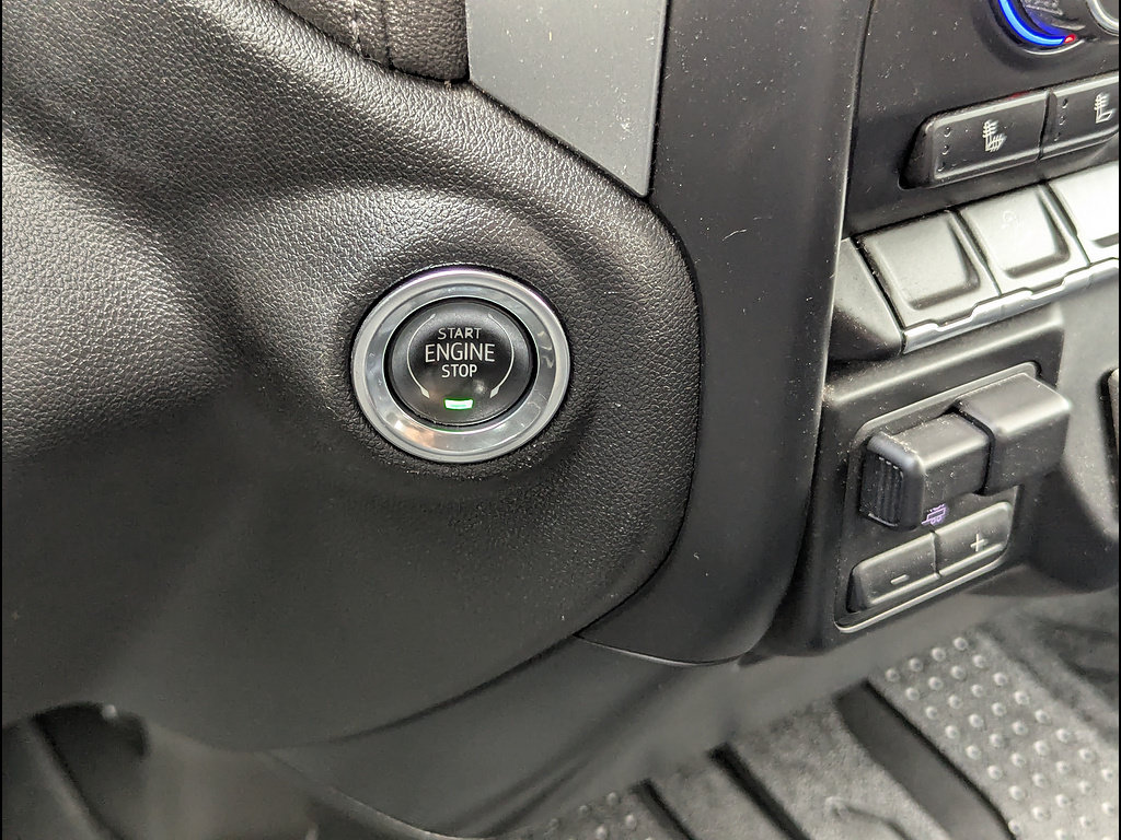 Used 2019 Chevrolet Silverado 1500 LT w/ All-Star Edition AWD/4WD image 29