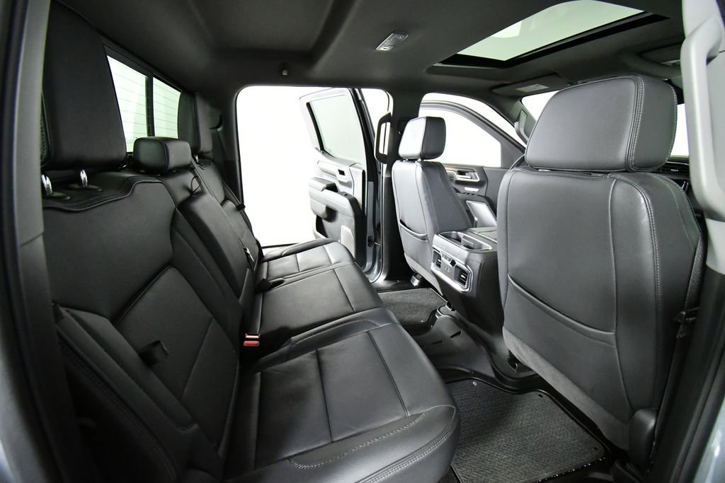 Used 2025 GMC Sierra 1500 Denali w/ Technology Package AWD/4WD image 24