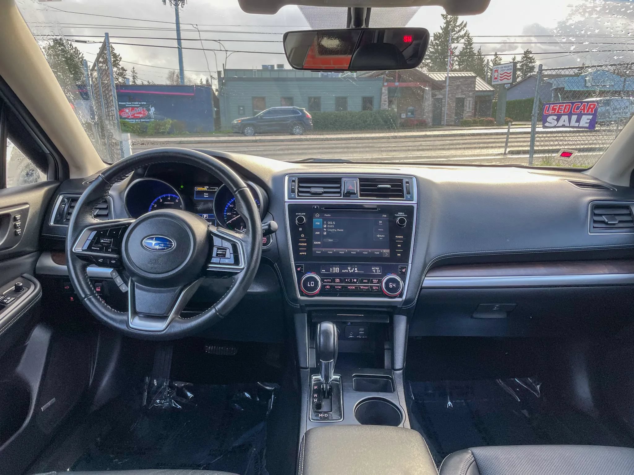 Used 2019 Subaru Outback 2.5i Limited w/ Popular Package #2 AWD/4WD image 3
