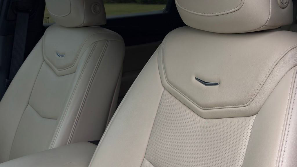 Used 2018 Cadillac XT5 Premium Luxury image 12