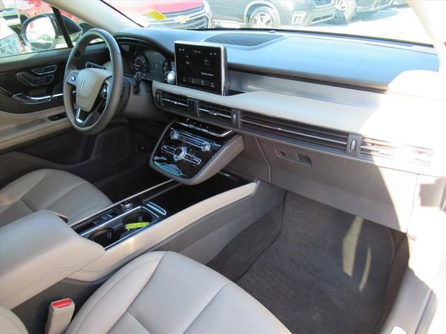 Used 2022 Lincoln Corsair FWD image 10