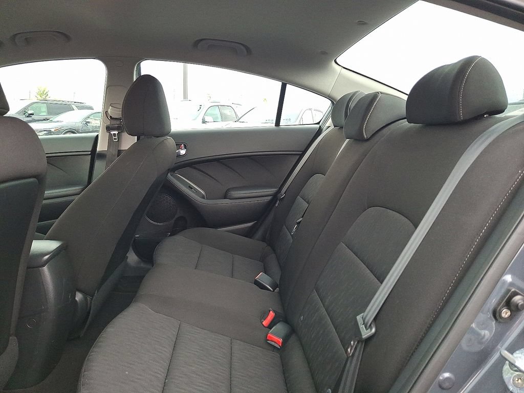Used 2016 Kia Forte LX FWD image 12