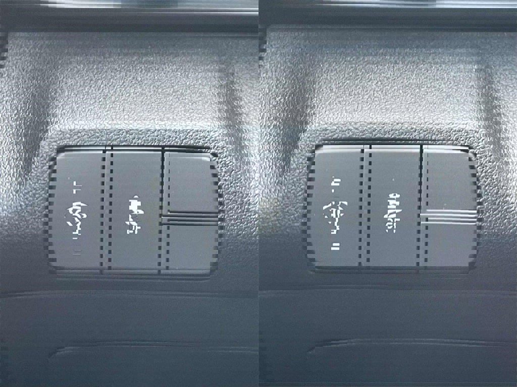 New 2026 Hyundai Elantra Sport image 17