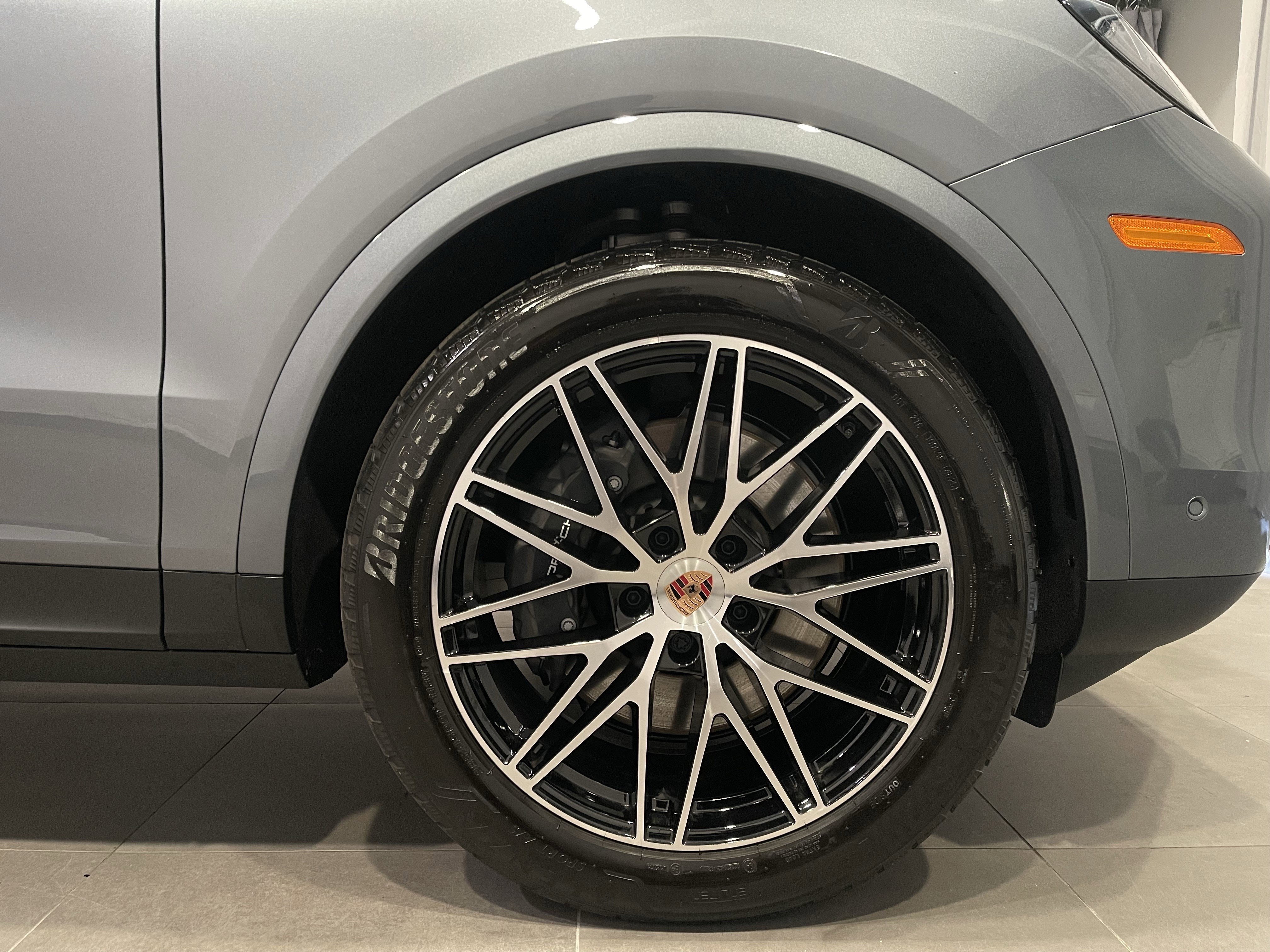 Used 2026 Porsche Cayenne image 10