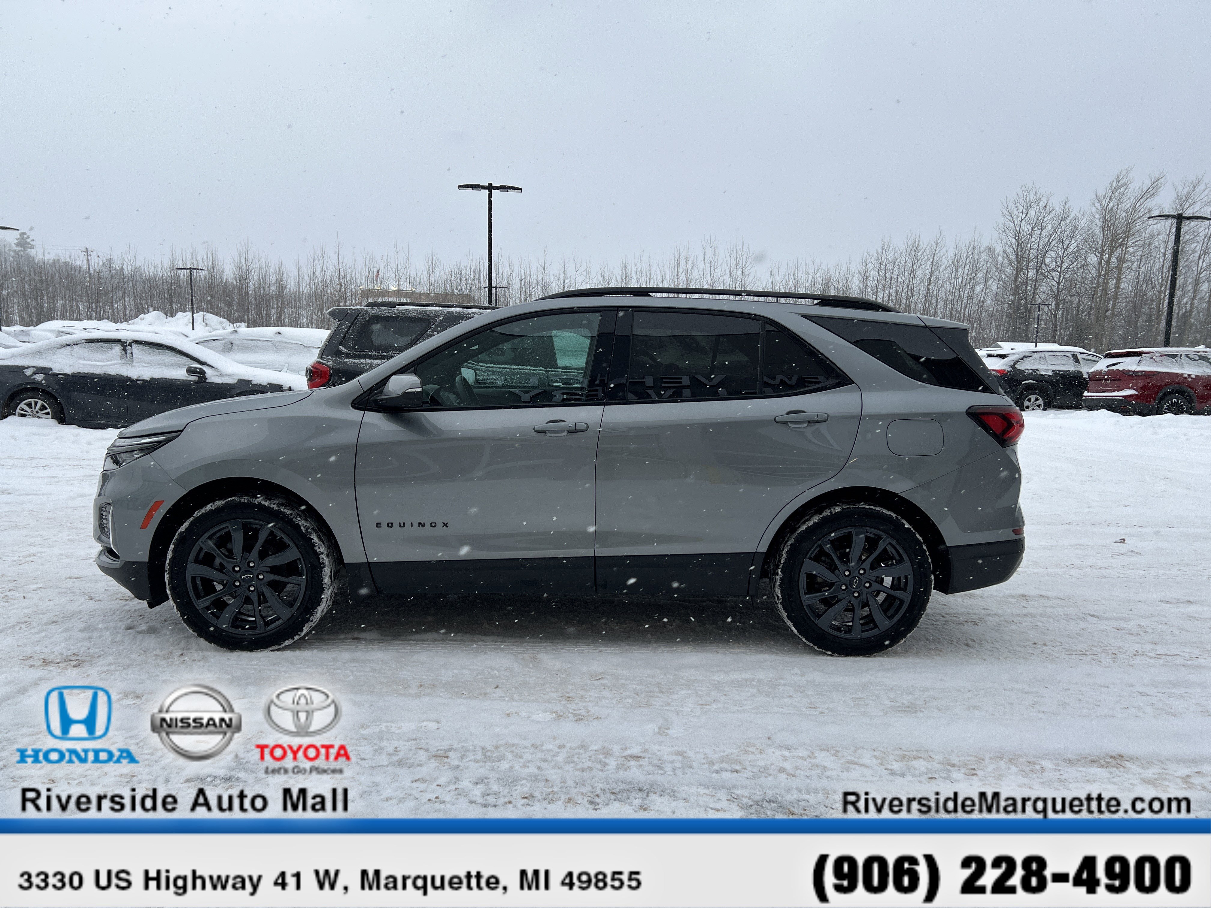 Used 2024 Chevrolet Equinox RS w/ RS Leather Package image 4