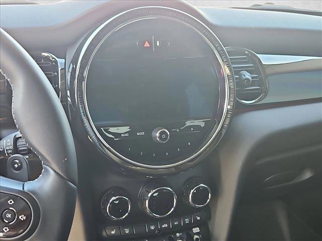 Used 2024 MINI Cooper S image 11