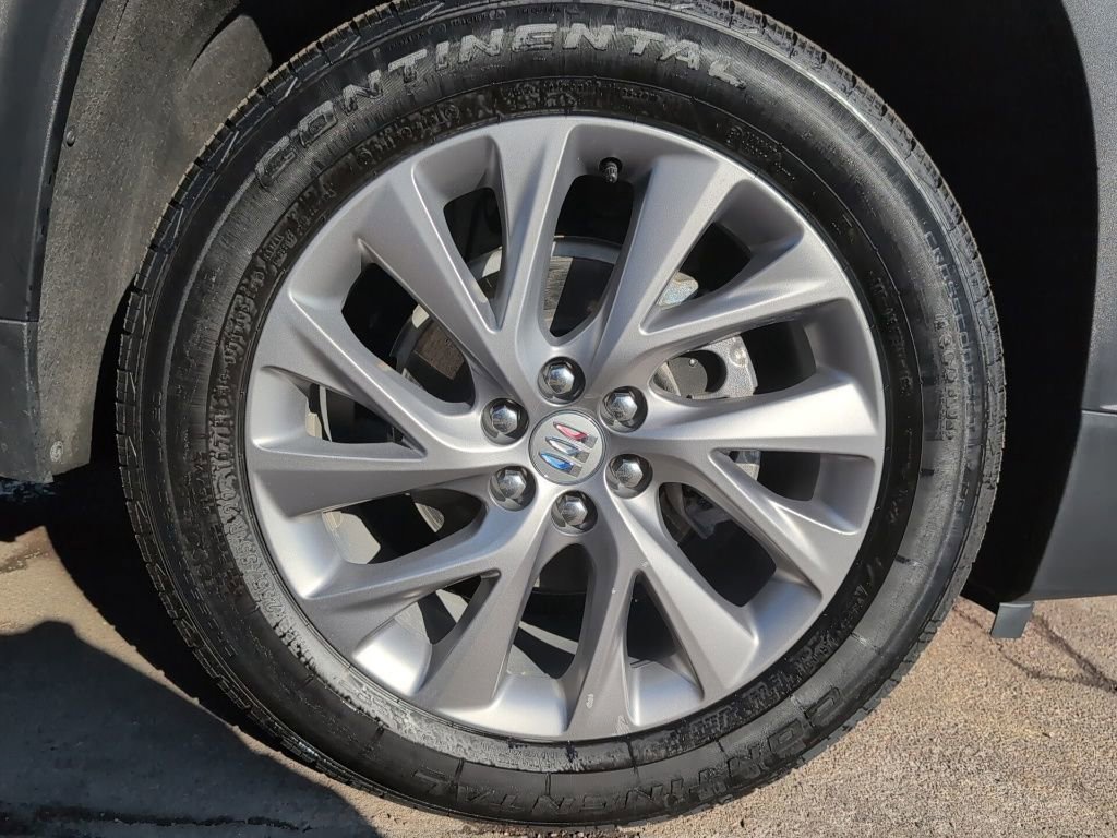 Used 2025 Buick Enclave Preferred image 35