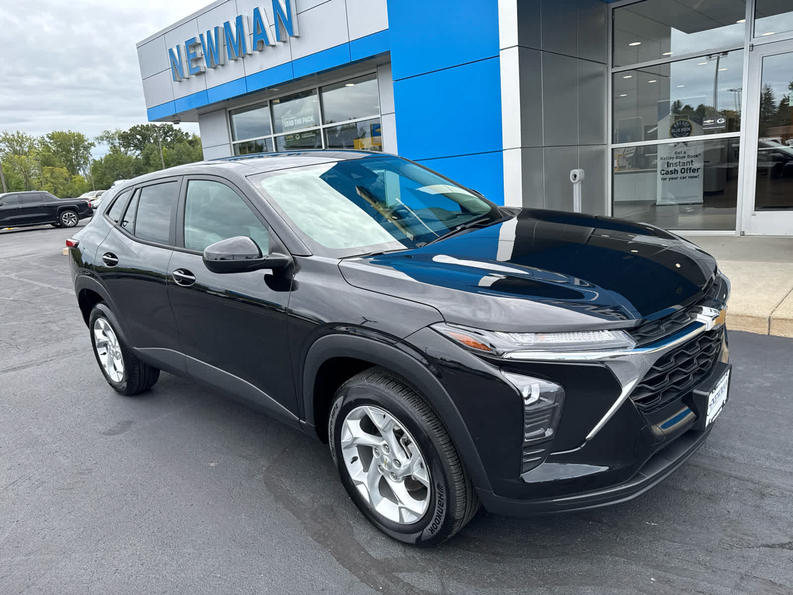 Used 2024 Chevrolet Trax LS w/ LS Convenience Package