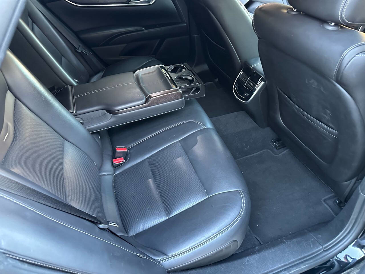 Used 2018 Cadillac XTS Luxury image 14