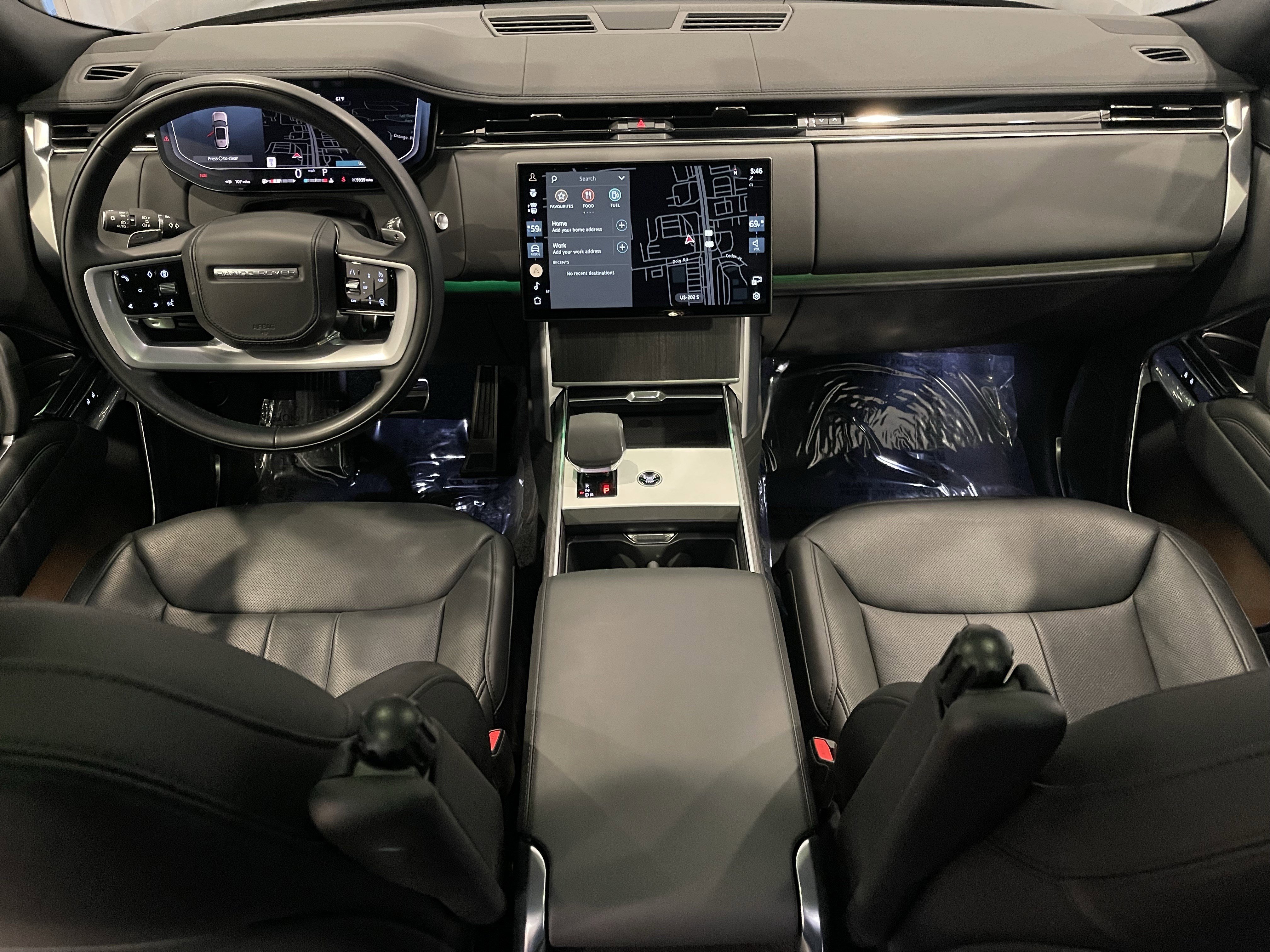 Used 2025 Land Rover Range Rover SE AWD/4WD image 16
