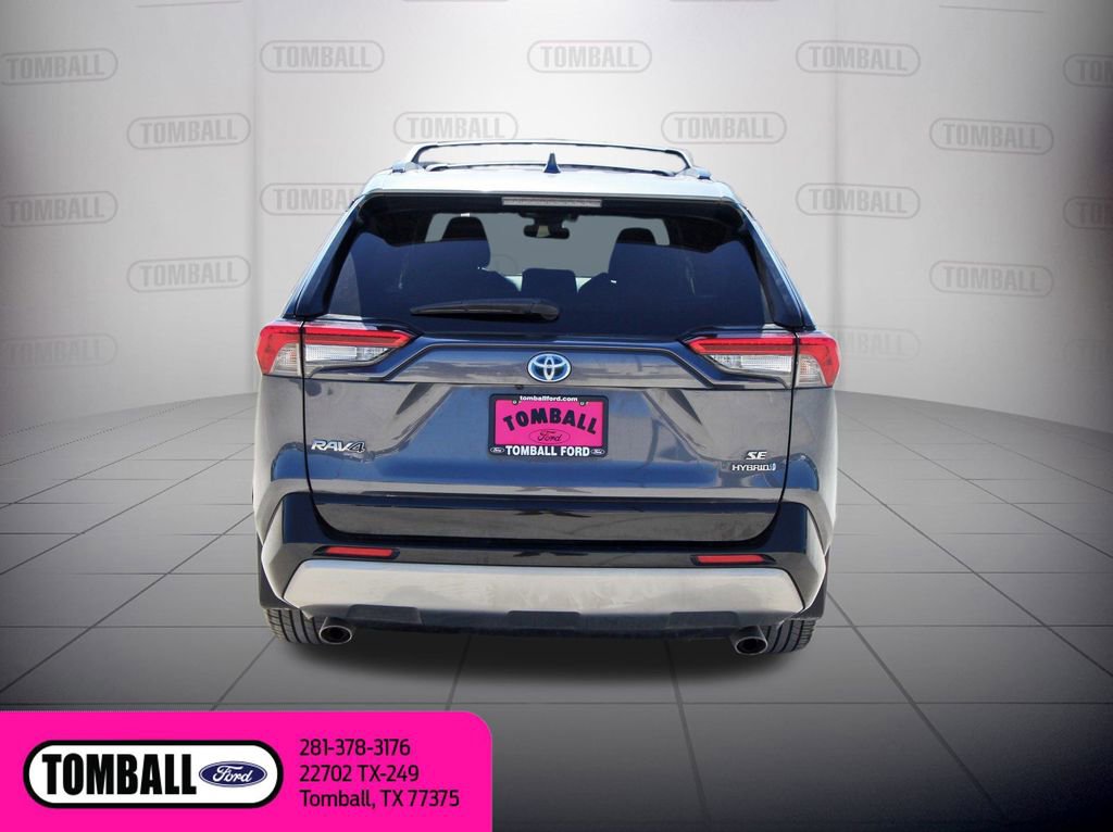 Used 2022 Toyota RAV4 SE image 6